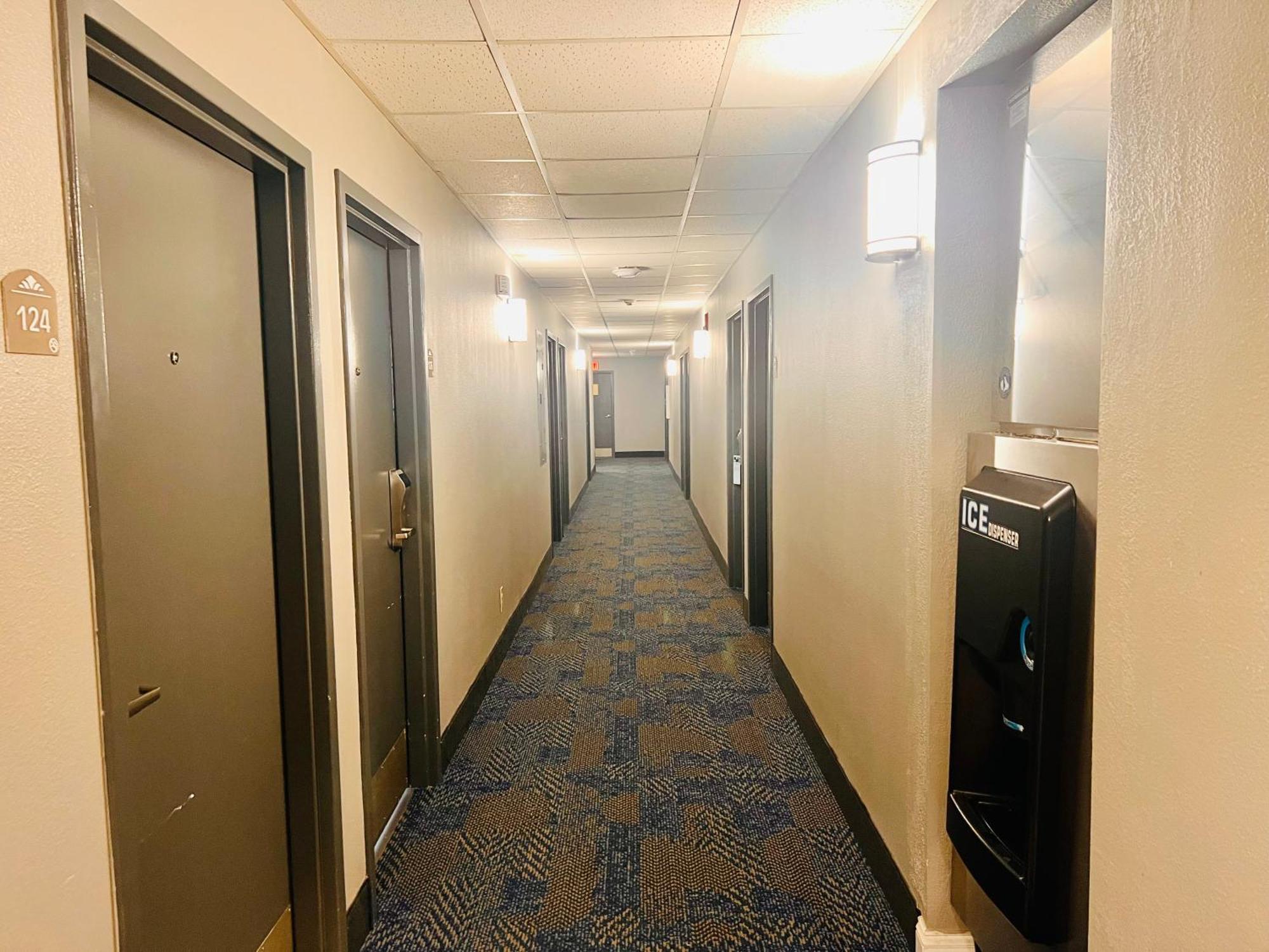 Microtel Inn By Wyndham Лексингтън Екстериор снимка